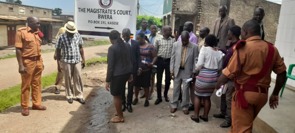 DCC stakeholders at the Bwera Chief Magistrates Court in Kasese District (PHOTO: JLOS)